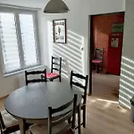 Au Chevet Des Canaux De 아파트 *