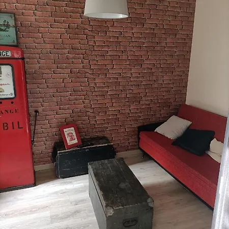 Au Chevet Des Canaux De * Βερντέν